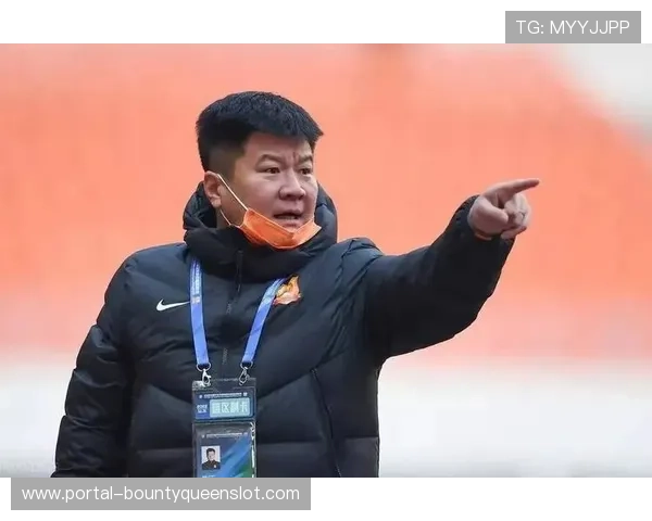 辽宁铁人主帅李金羽：冠军只是阶段性胜利，足球发展迈出一小步