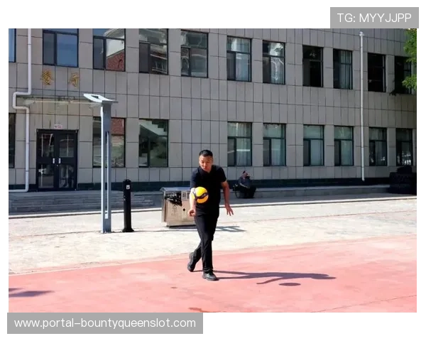 鄂托克前旗新建彩钢排球馆 低成本运行服务农牧民